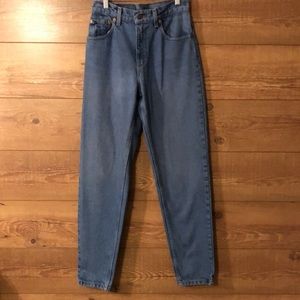Levi’s Vintage 90s 550 Relaxed Fit Tapered Leg sz 7 Med jeans